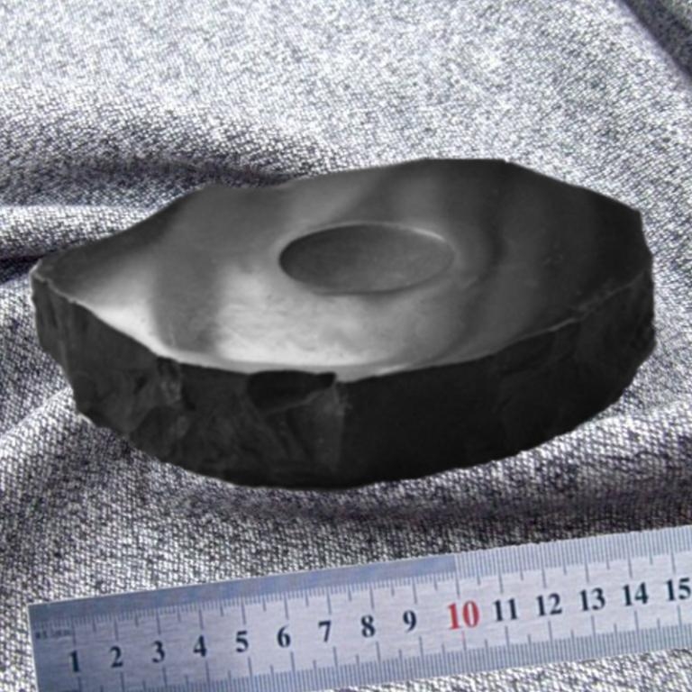 Shungite support for very big sphere