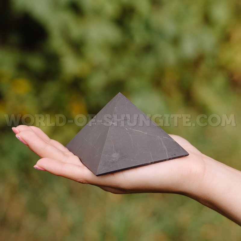 Shungite unpolished pyramid 9 cm