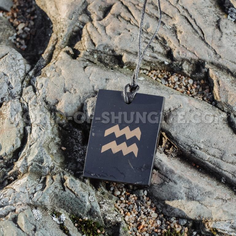 Shungite pendant "Aquarius"