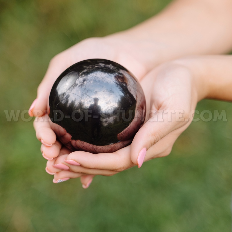 Shungite sphere 10cm