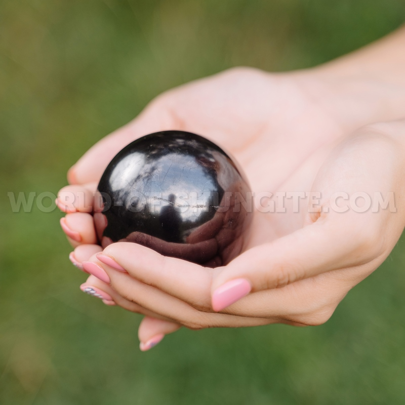 Shungite sphere 9 cm