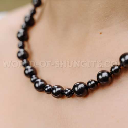 Shungite necklace ''Bella''