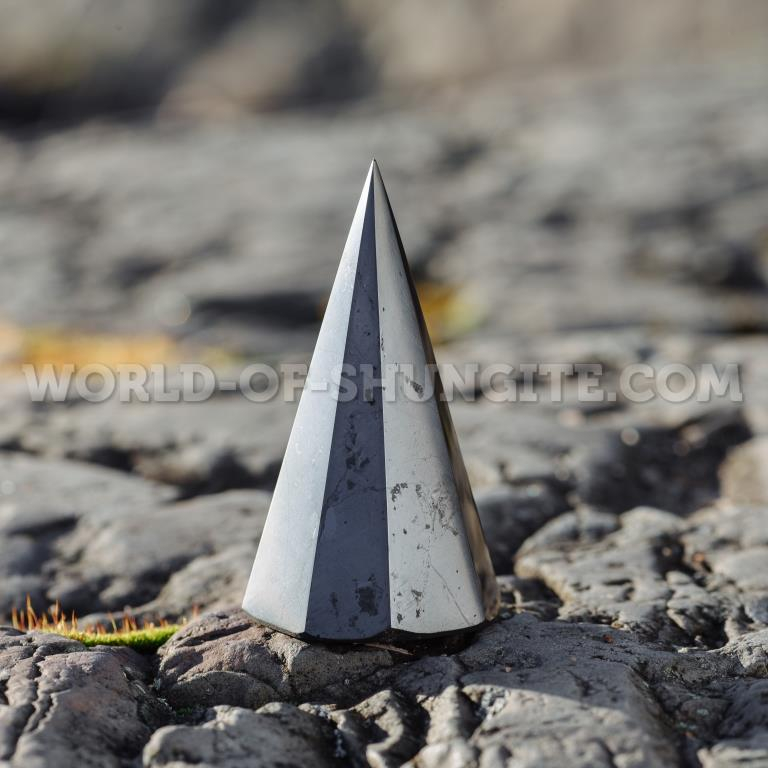 Shungite pyramid polished 8-corner, 5 cm
