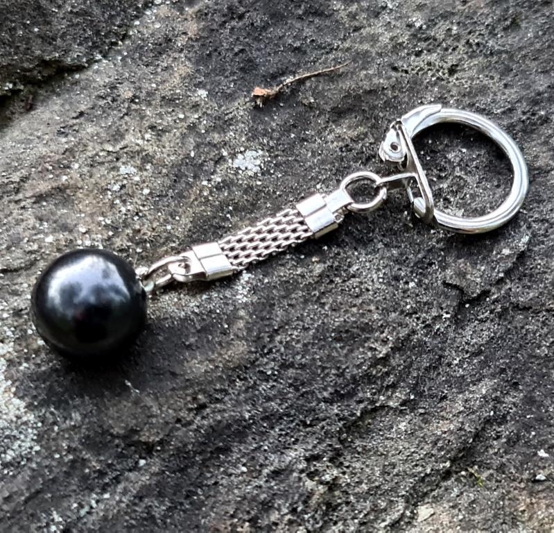 Shungite keychain "Tiny ball"
