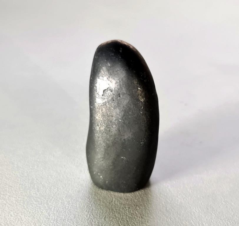Clipped unpolished pellet 46g from Karelia