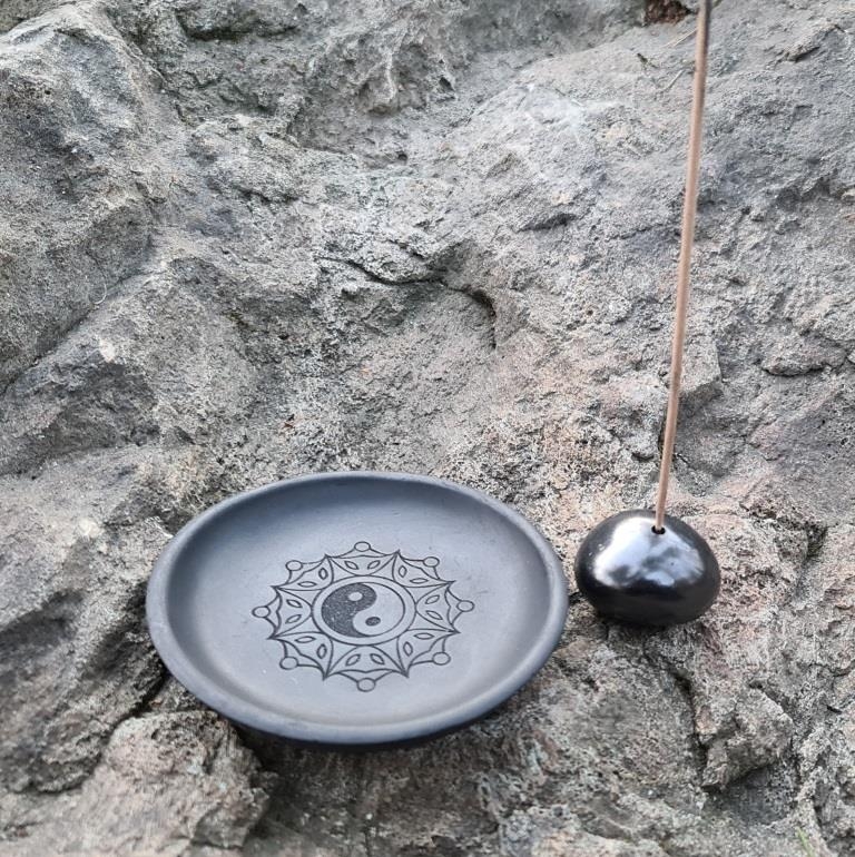 Shungite Yin-Yang saucer with a support for incense sticks made of pellets