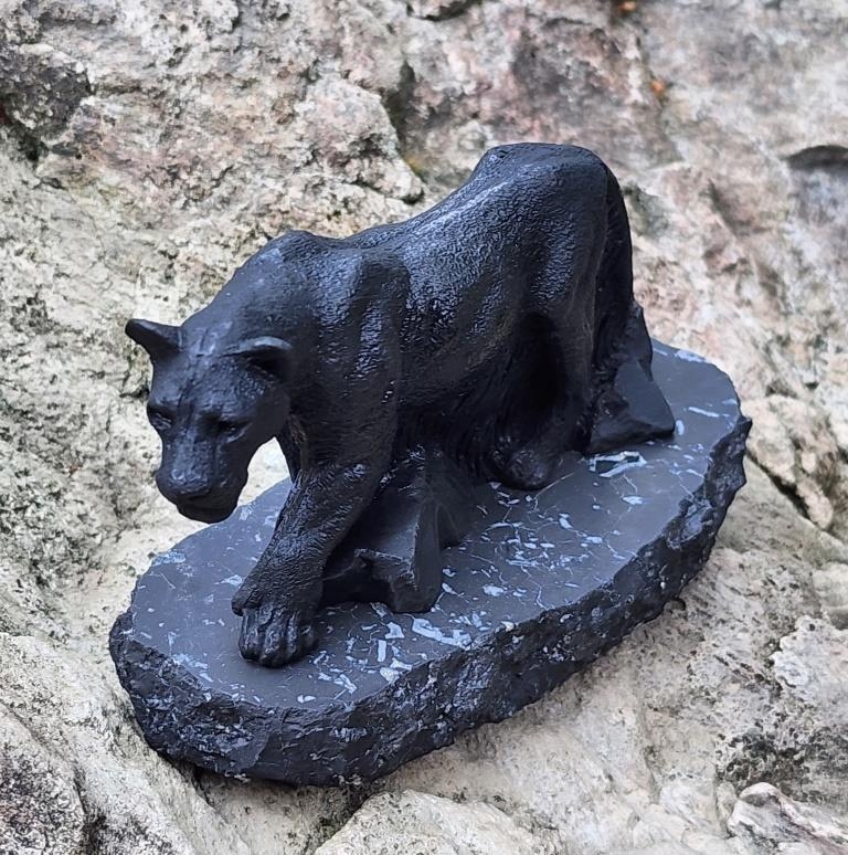 Shungite Lioness