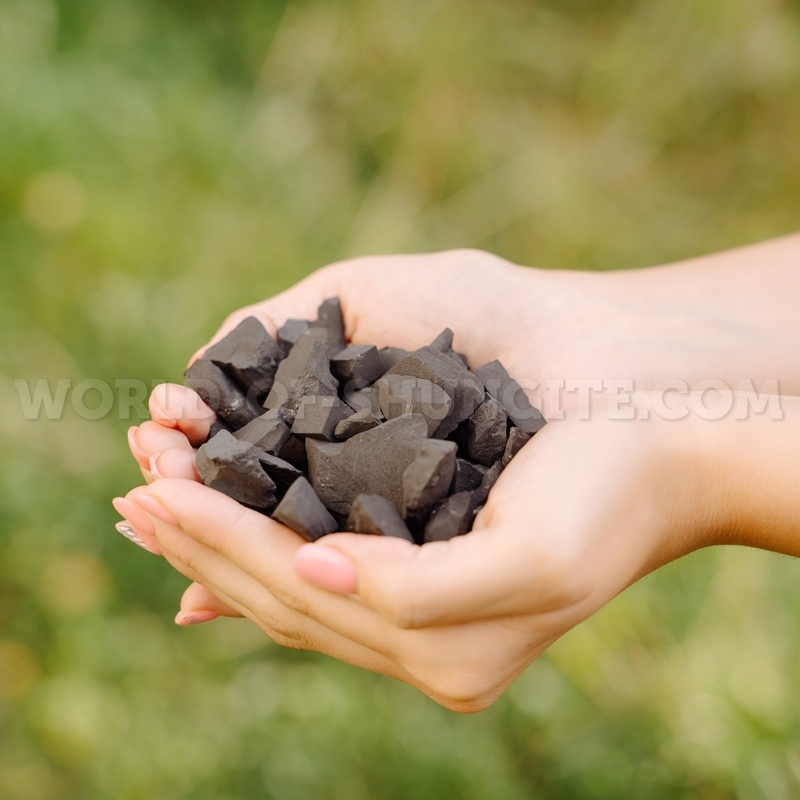 Shungite in granules (10-40 mm) 350 g in the package