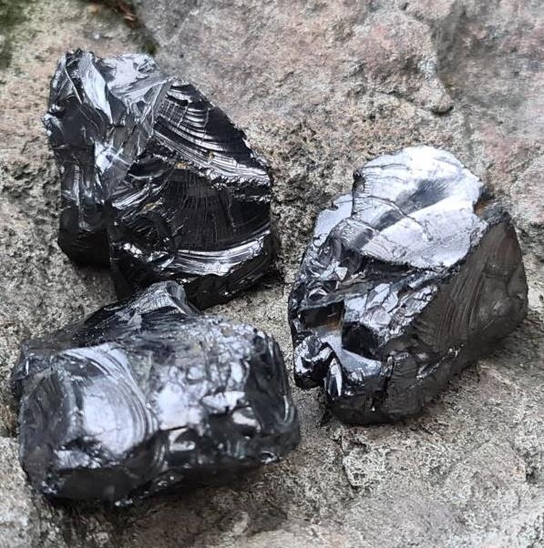 Piece of elite shungite 200-250 g