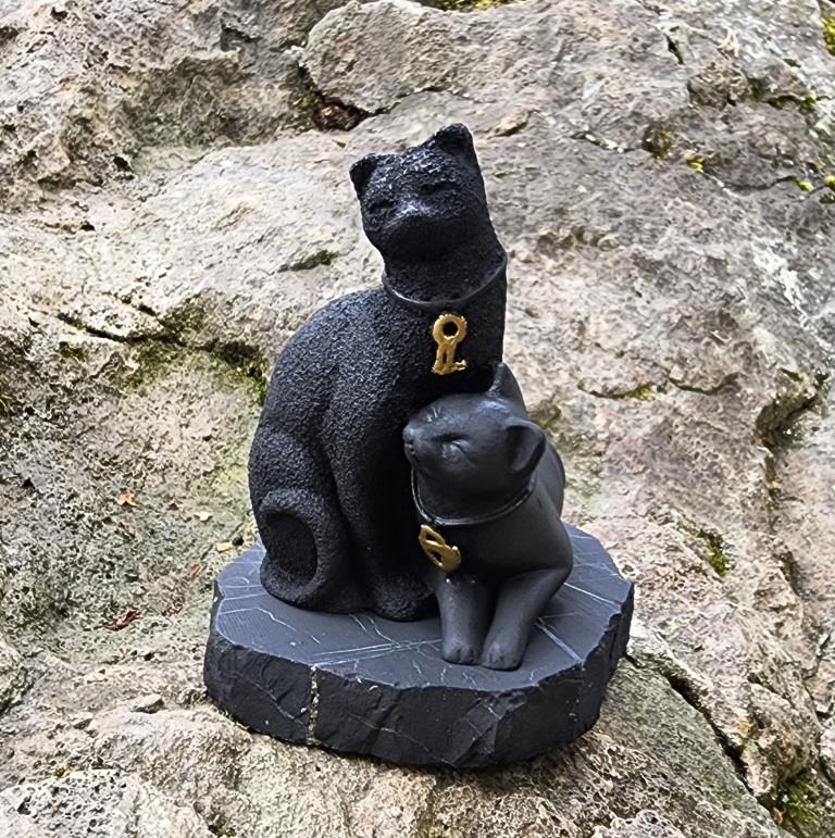 Shungite Cats