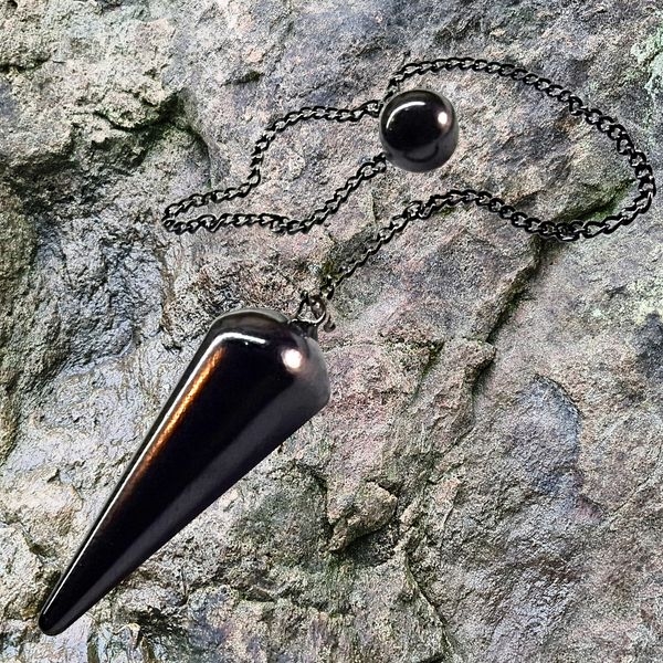 Shungite pendulum